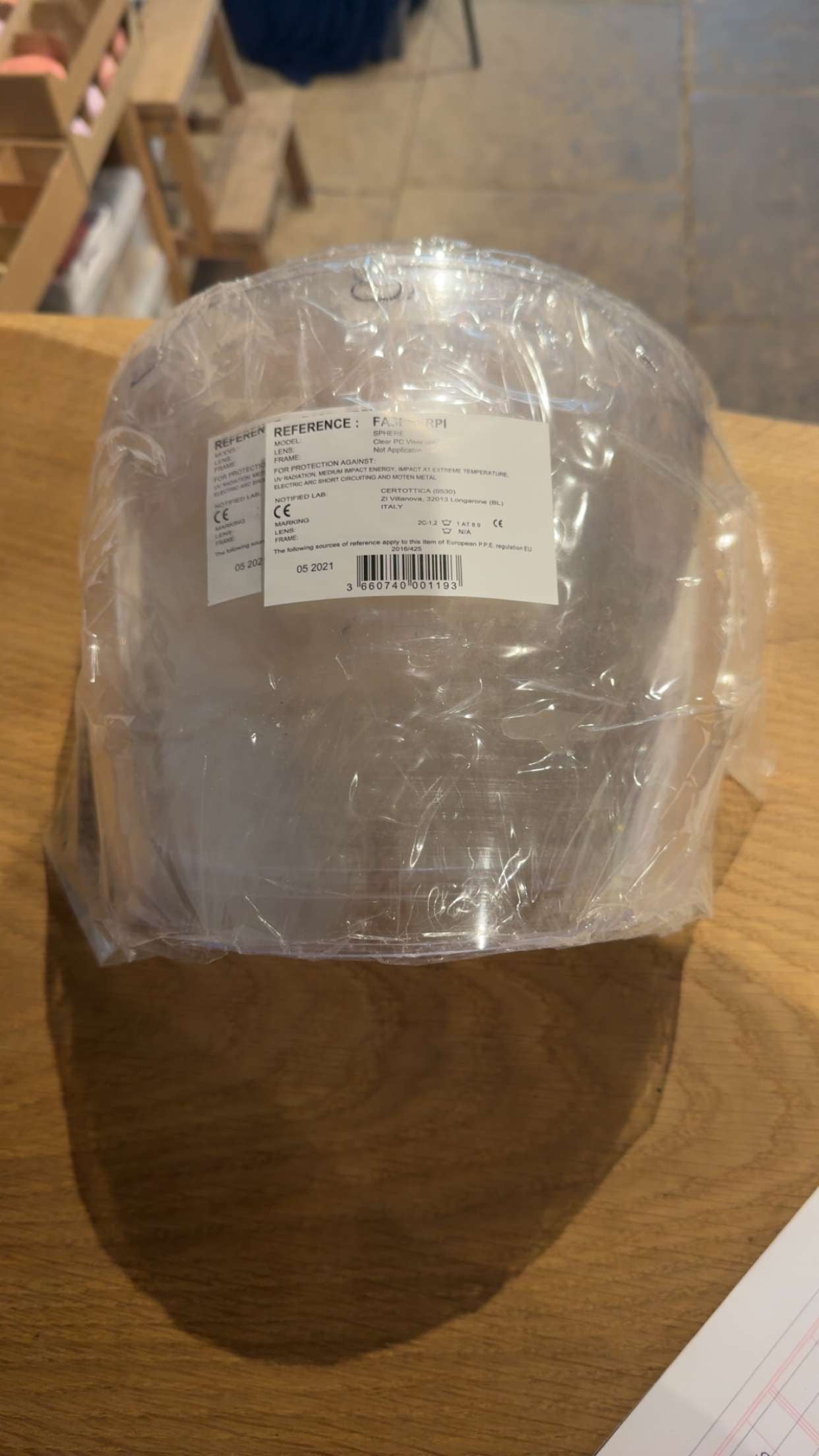 Sphere Clear Polycarbonate Replacement Face Visor – FACE RPI – Unused